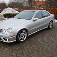 Mercedes Benz E55 AMG 
