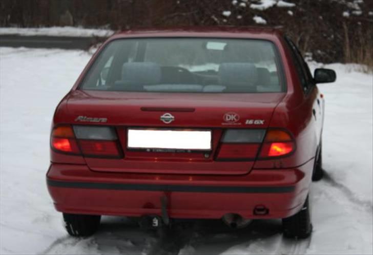 Nissan Almera billede 7