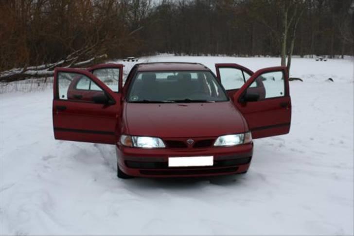 Nissan Almera billede 9