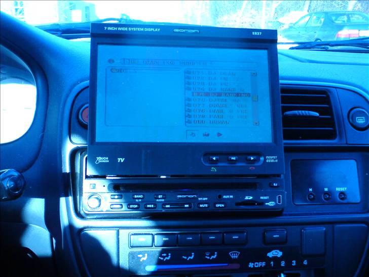 Honda civic BYTTET - så kom der lige nogle billeder af afspillern :)  billede 16