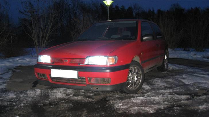 Nissan sunny N14 totalskadet - som den ser ud nu. 24.02.10 billede 15