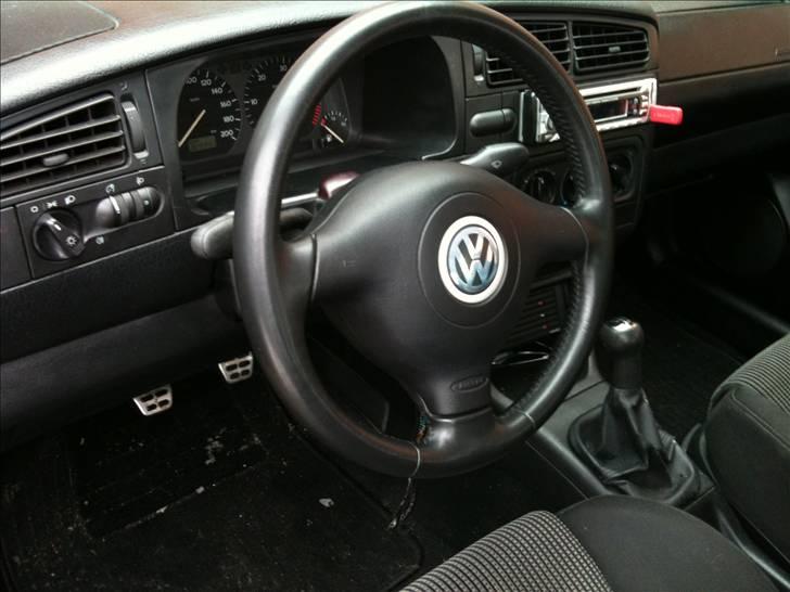 VW Golf TDI SOLGT billede 5