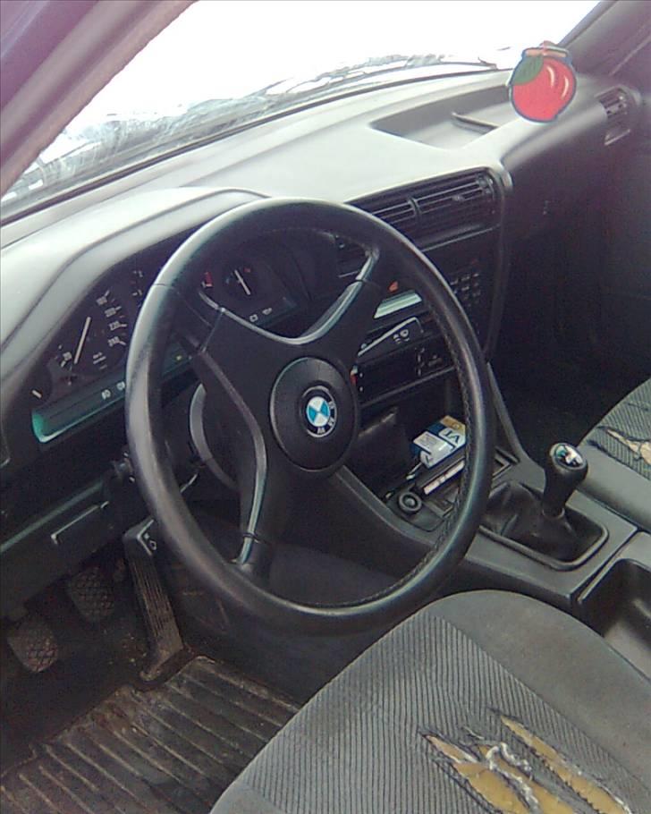 BMW E30 320 i byttet billede 7