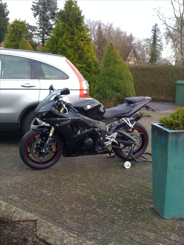 Audi TT // SOLGT// - Min Lille R6 som jeg fik i bytte for min TT..  billede 19