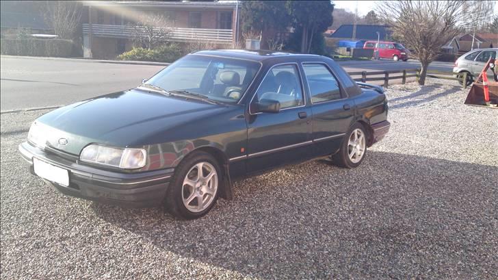 Ford sierra *solgt* billede 2