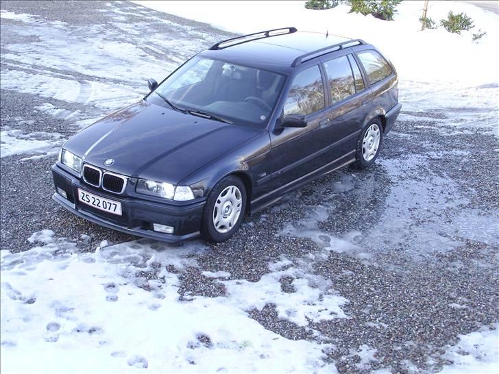 BMW 328i  vanos Touring R.I.P billede 1