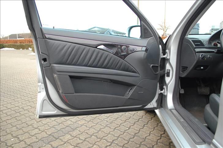 Mercedes Benz E55 AMG  - Memory i dørene  billede 8