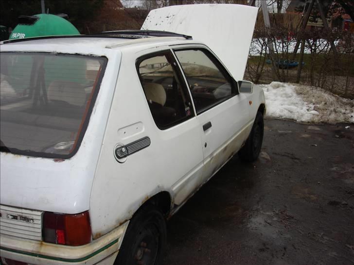 Peugeot 205 skroted billede 13