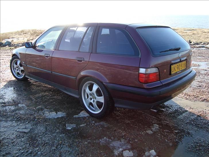 BMW 323i Touring Solgt billede 3