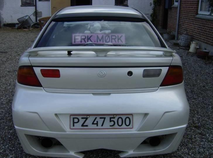 Mazda 323F BA - lige lidt mazda-røv :-) billede 9