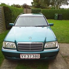 Mercedes Benz (Byttet fra svindler)