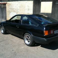 Toyota corolla ae86 coupé