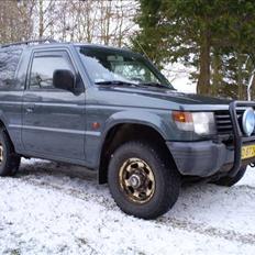 Mitsubishi pajero 2,5 td SOLGT