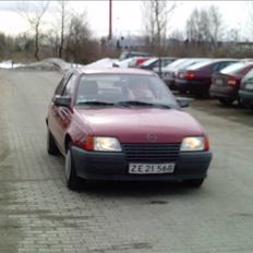 Opel Kadett E 