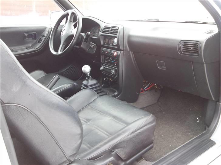 Nissan sunny 4x4 turbo billede 4