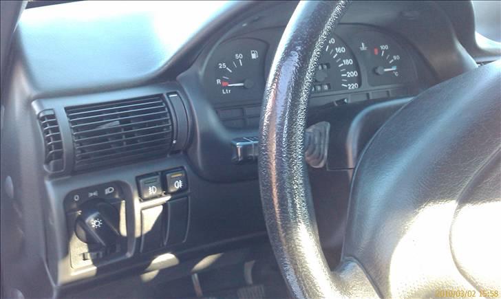 Opel Astra 1,6 I billede 7
