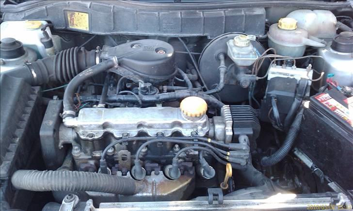 Opel Astra 1,6 I billede 11