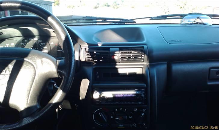 Opel Astra 1,6 I billede 14