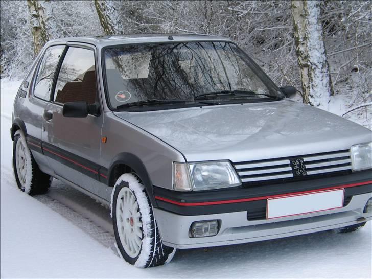 Peugeot 205 GTI 1.9 (solgt) billede 1