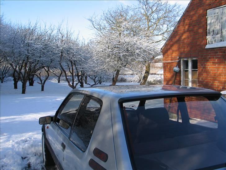 Peugeot 205 GTI 1.9 (solgt) billede 11