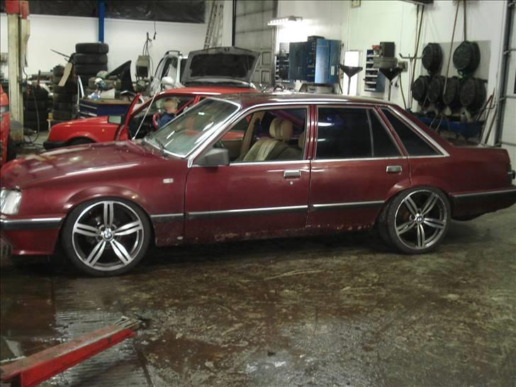 Opel Senator A2 "SOLGT" billede 5