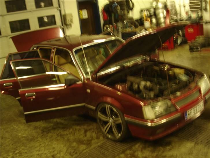 Opel Senator A2 "SOLGT" billede 13