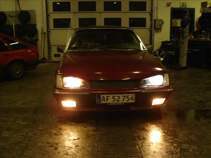 Opel Senator A2 "SOLGT" billede 16
