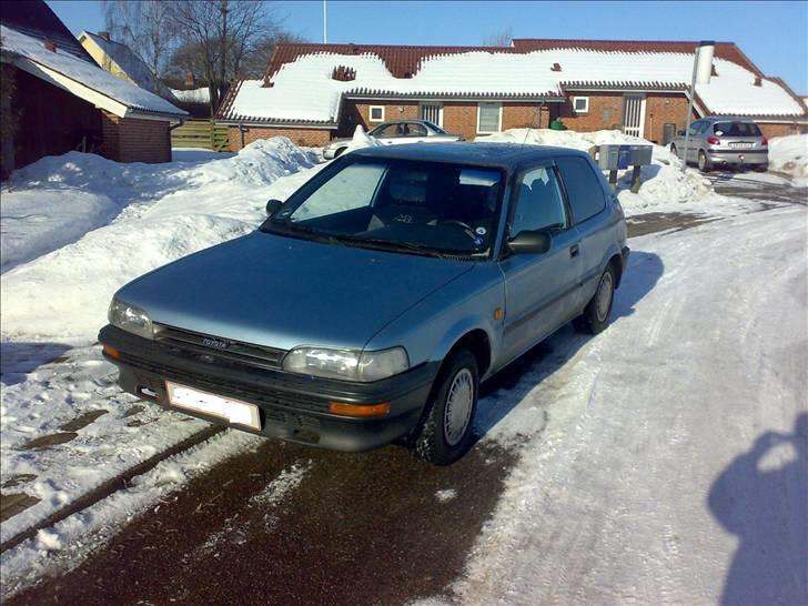 Toyota Corolla 1,3xli byttet væk billede 1