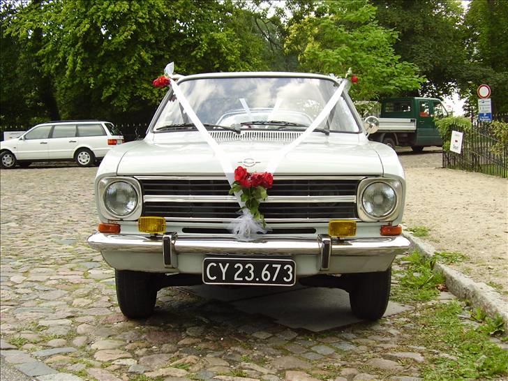 Opel Kadett B - brudekørsel i Glügsburg billede 2