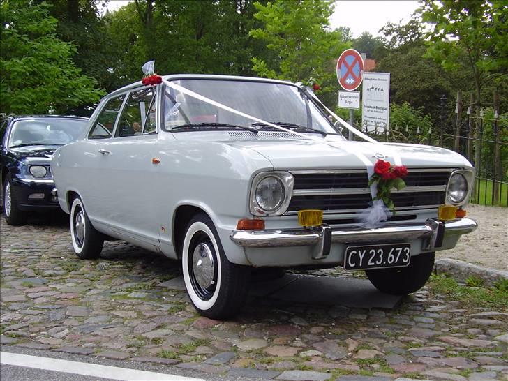 Opel Kadett B - brudekørsel i Glügsburg billede 3