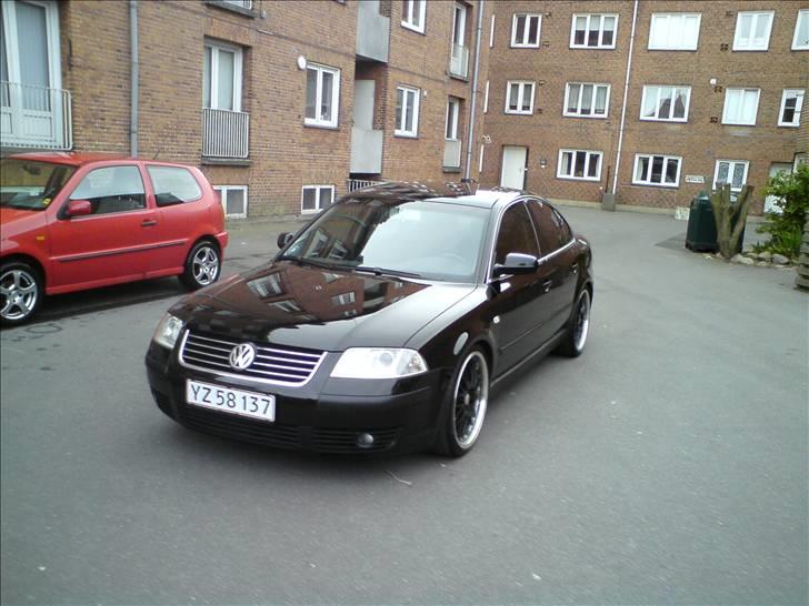 VW Passat 1,8T - Det var det sidste billede der er af den inden den havde et møde med Preben. TAK FOR LORT PANSER! billede 13