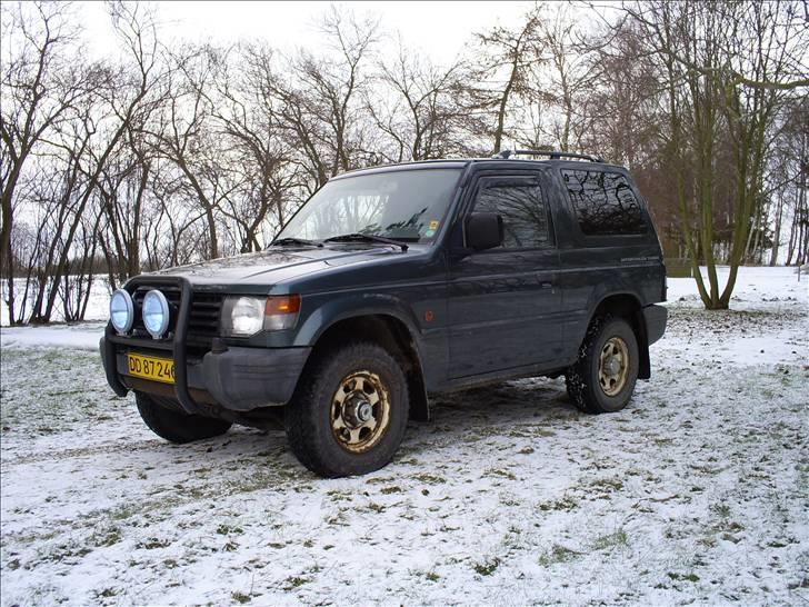 Mitsubishi pajero 2,5 td SOLGT billede 1