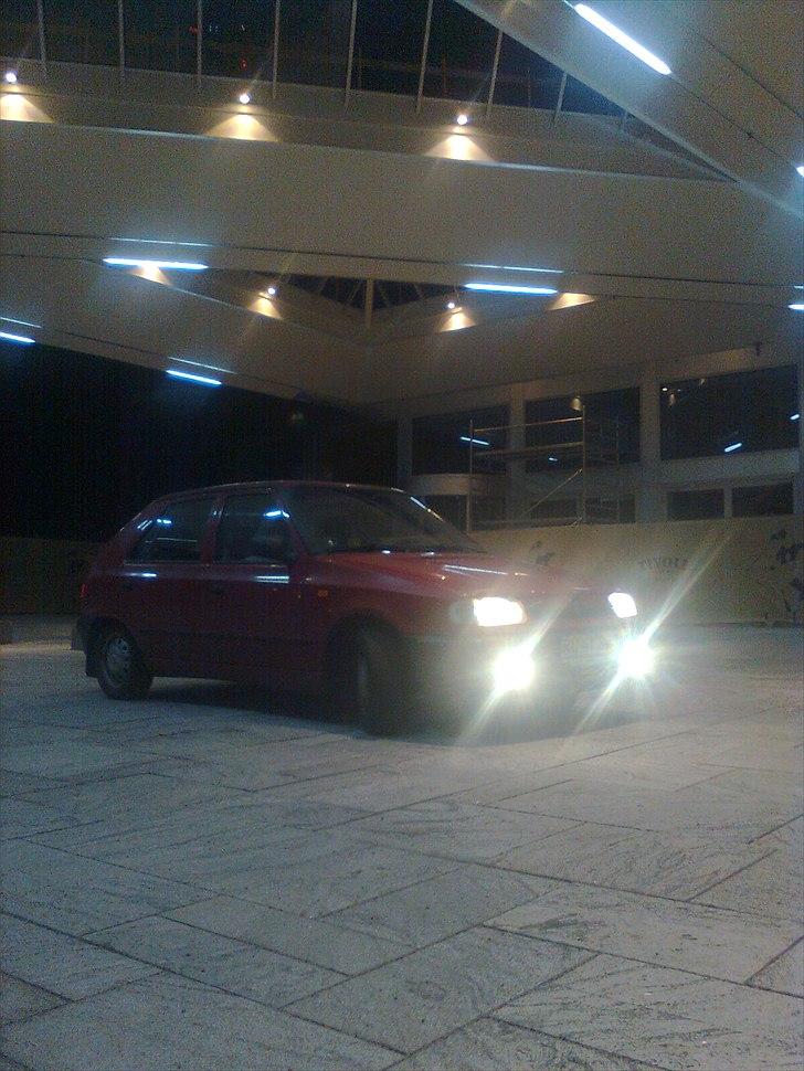 Skoda Felicia 1.6Mpi Glxi - Kbh gangster vogn :P billede 3