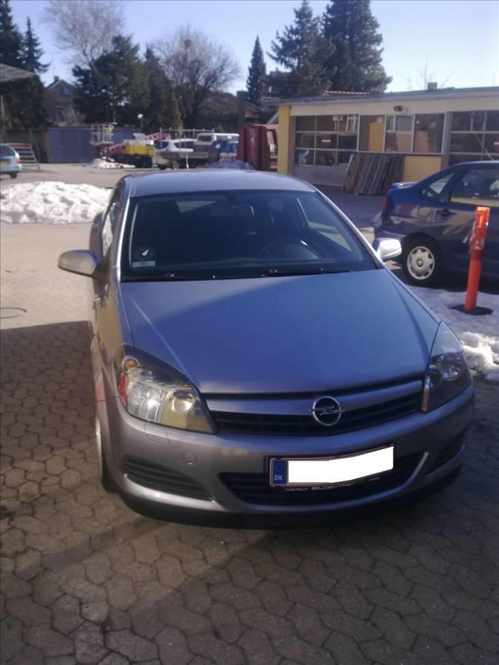 Opel Astra 1.8 GTC billede 3