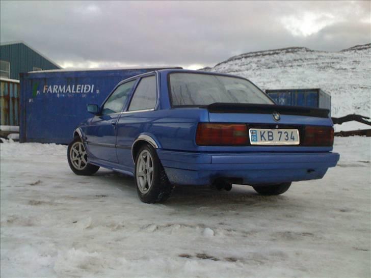 BMW E30 325i SOLGT billede 4