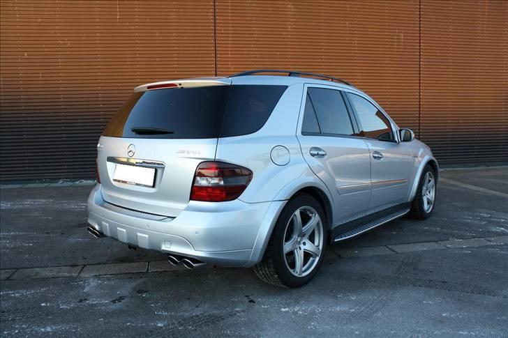 Mercedes Benz ML 63 AMG SOLGT billede 3