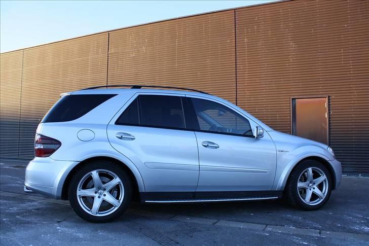 Mercedes Benz ML 63 AMG SOLGT billede 11