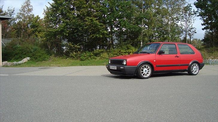 VW Golf 2 1,8 GT billede 2