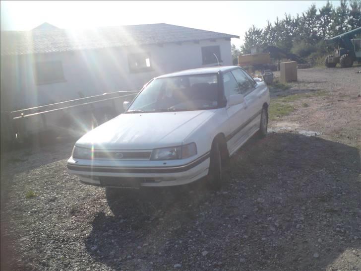 Subaru Legacy 2.2GX 4x4<solgt> billede 1