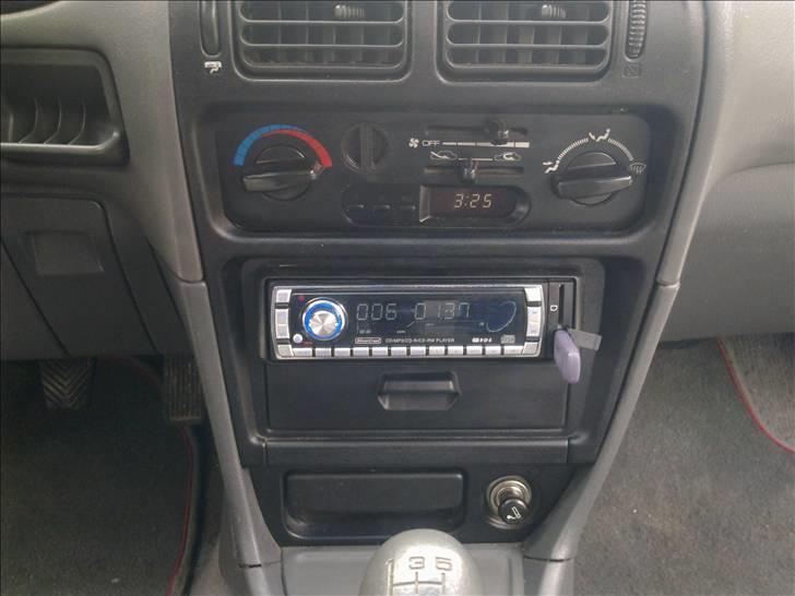 Mitsubishi Lancer gli totalskadet billede 9