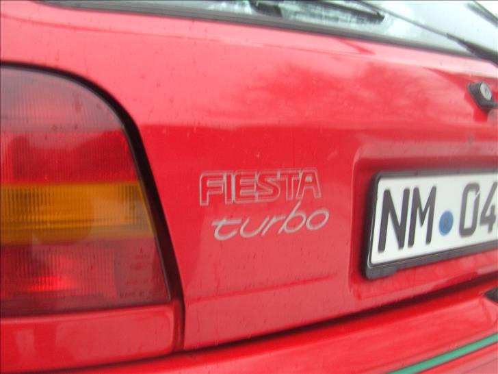 Ford Fiesta RS Turbo  billede 1