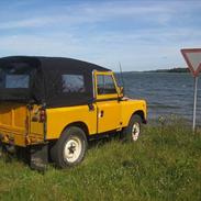 Land Rover SIIA 88"