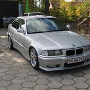 BMW 325I coupé