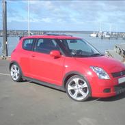 Suzuki Swift - SOLGT