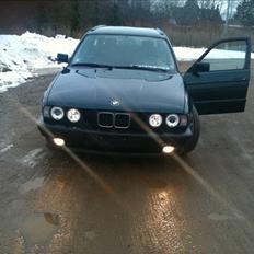 BMW e34 525 tds touring solgt