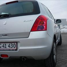 Suzuki Swift DDiS * solgt *