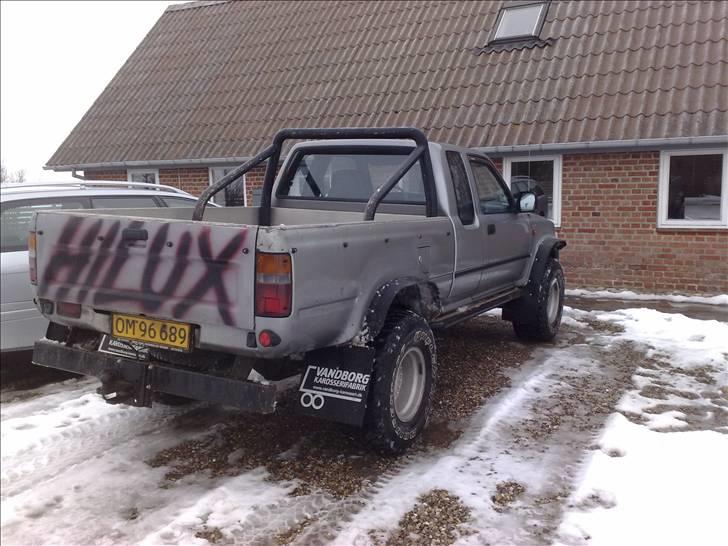 Toyota Hilux solgt billede 13