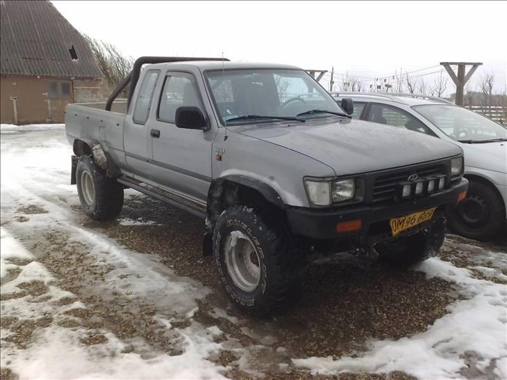 Toyota Hilux solgt billede 14