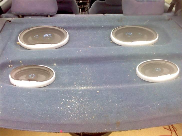 Ford Mondeo 1,8i solgt billede 2