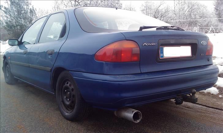 Ford Mondeo 1,8i solgt billede 13